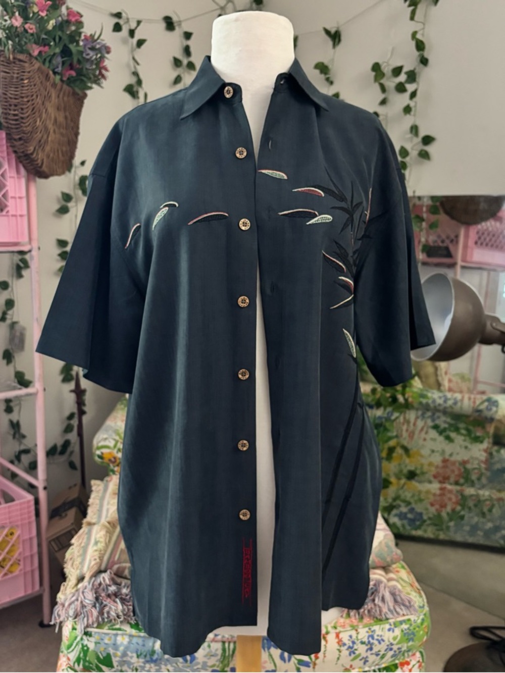 Vintage Bamboo Cay Black Embroidered Button Up Shirt Tropical Minimalist Resort